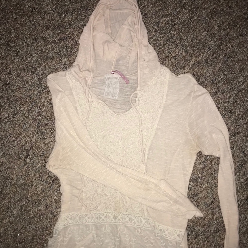 T-shirt hoodie